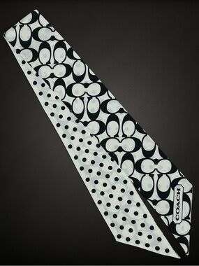 COACH Signature C & Dots Skinny Scarf in Black & White